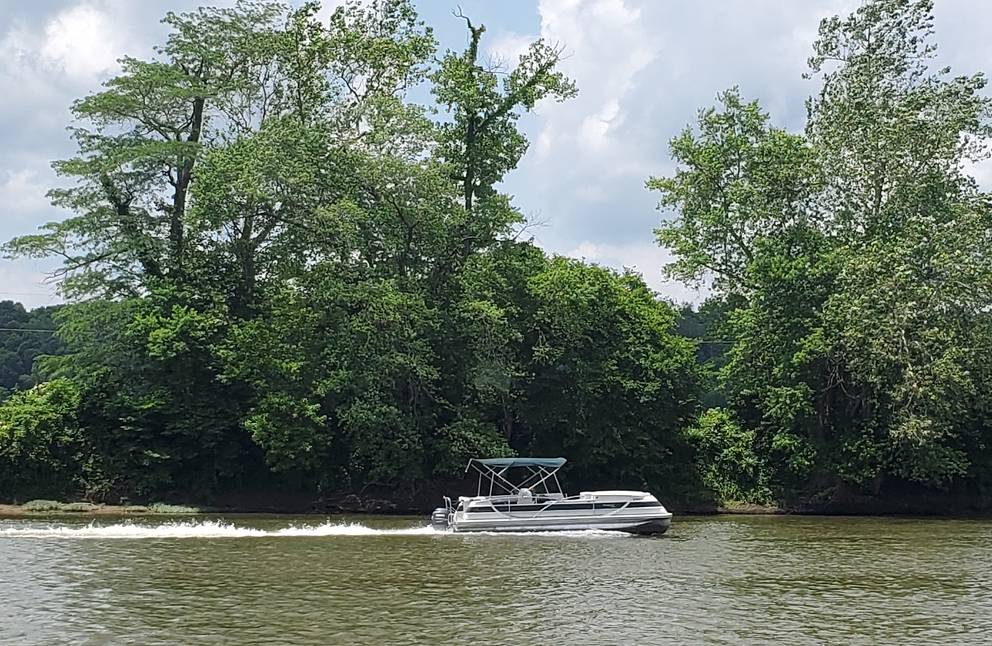 Craig and Bridget's Harris Pontoon